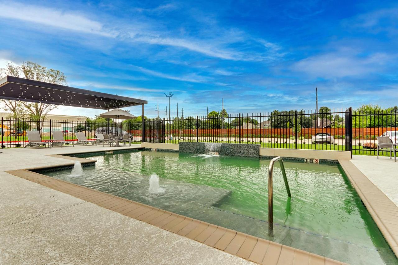 Towneplace Suites By Marriott Houston Northwest Beltway 8 Jersey Village Exterior photo